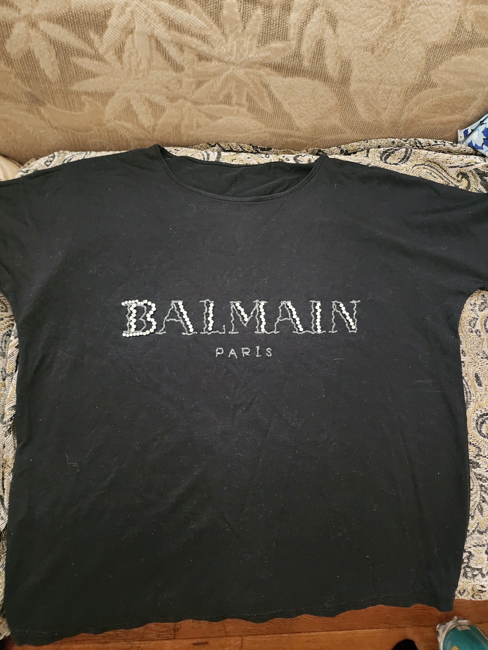 Balmain Paris Black Tee with Beautiful embroidery. Best fit a Small.